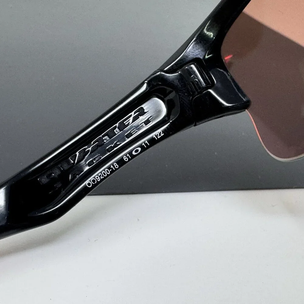 Oakley Sunglasses Quarter Jacket Black Polished Prizm Road OO9200-18 61mm
